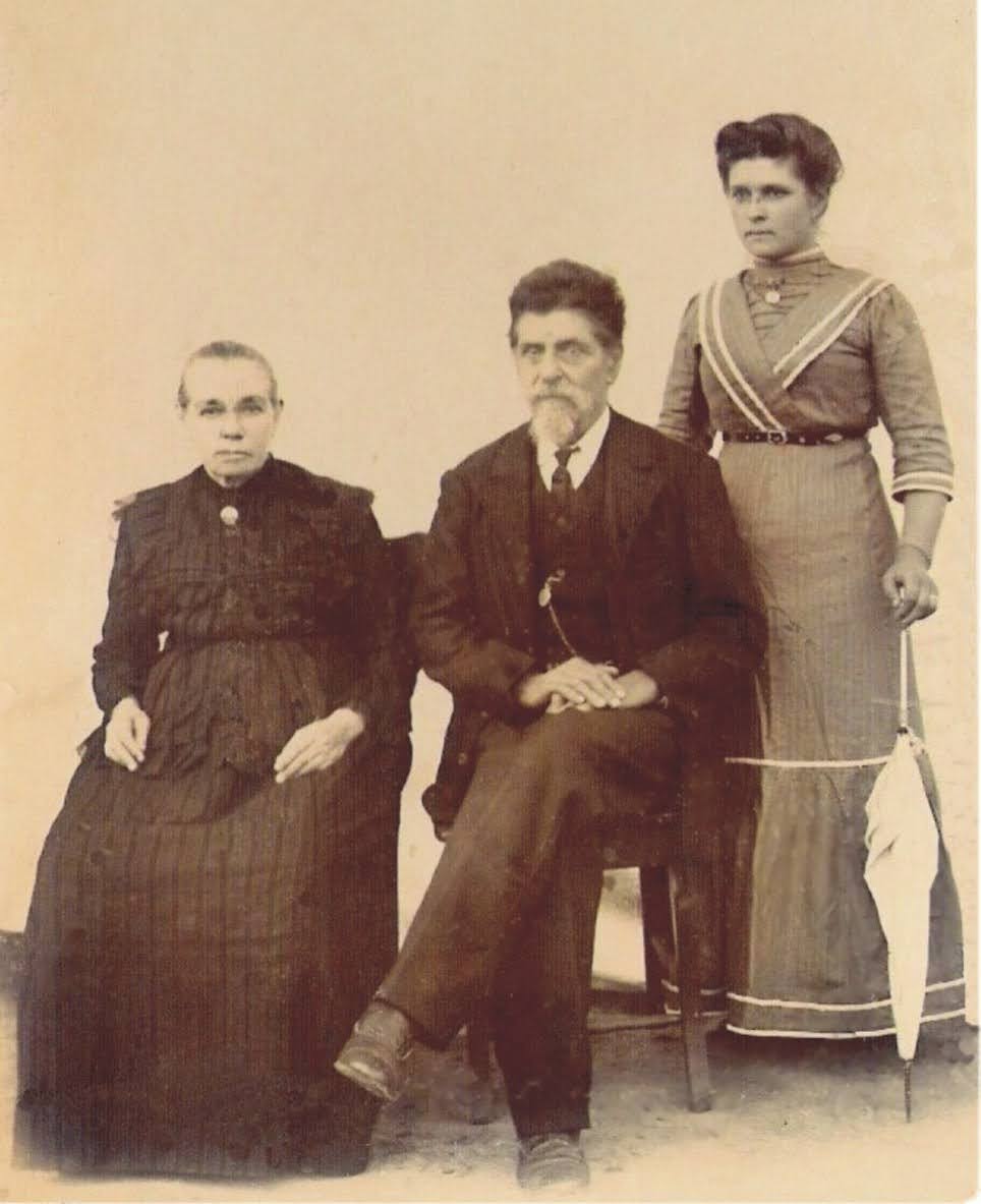 Catarina Michels, Gregório Westrupp e a filha Adelaide.