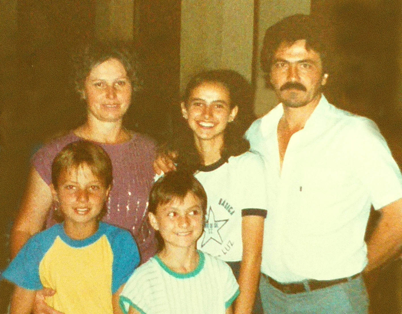 Laercio, Valéria, Lidiane, Luciana, Bertoldo. Foto 1988.
