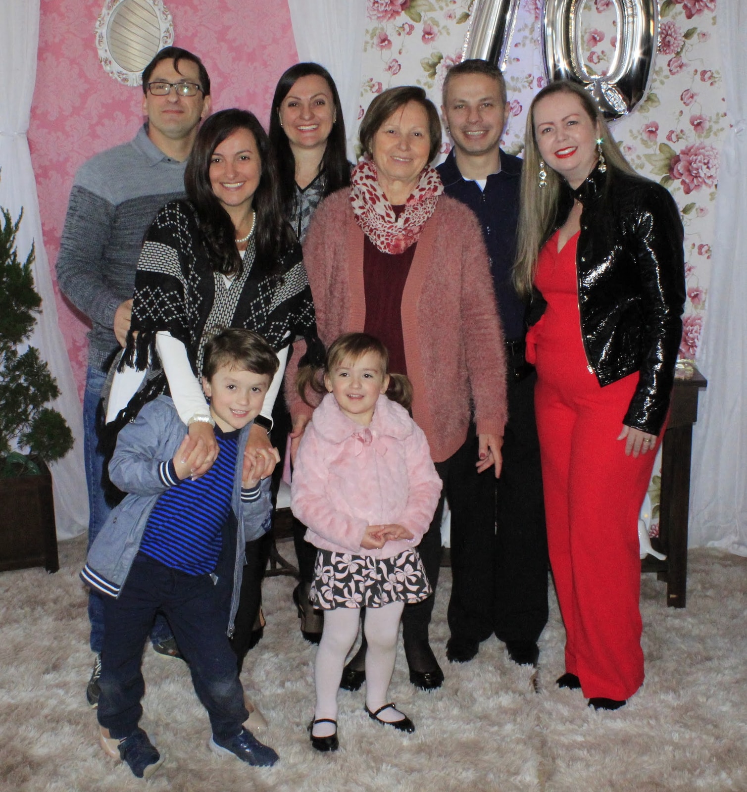 Alexandre, Luciana, Lidiane, Valéria, Laercio, Anne Cristhynne,Guilherme, Isadora. Foto 2018.