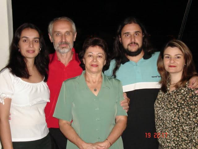 Katia, Nilo, Marina, Roberto, Catia. Foto 2006