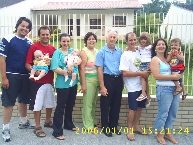 Kleber, Rogério, Raiane, Cleunice, Raíssa, Ana, Irineu, Luciano, Ariadne, Clarice, Vinícius.